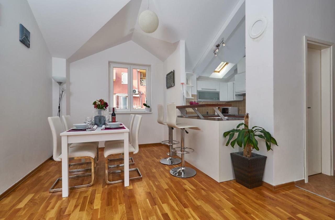 Adriatic Sea View Apartment *