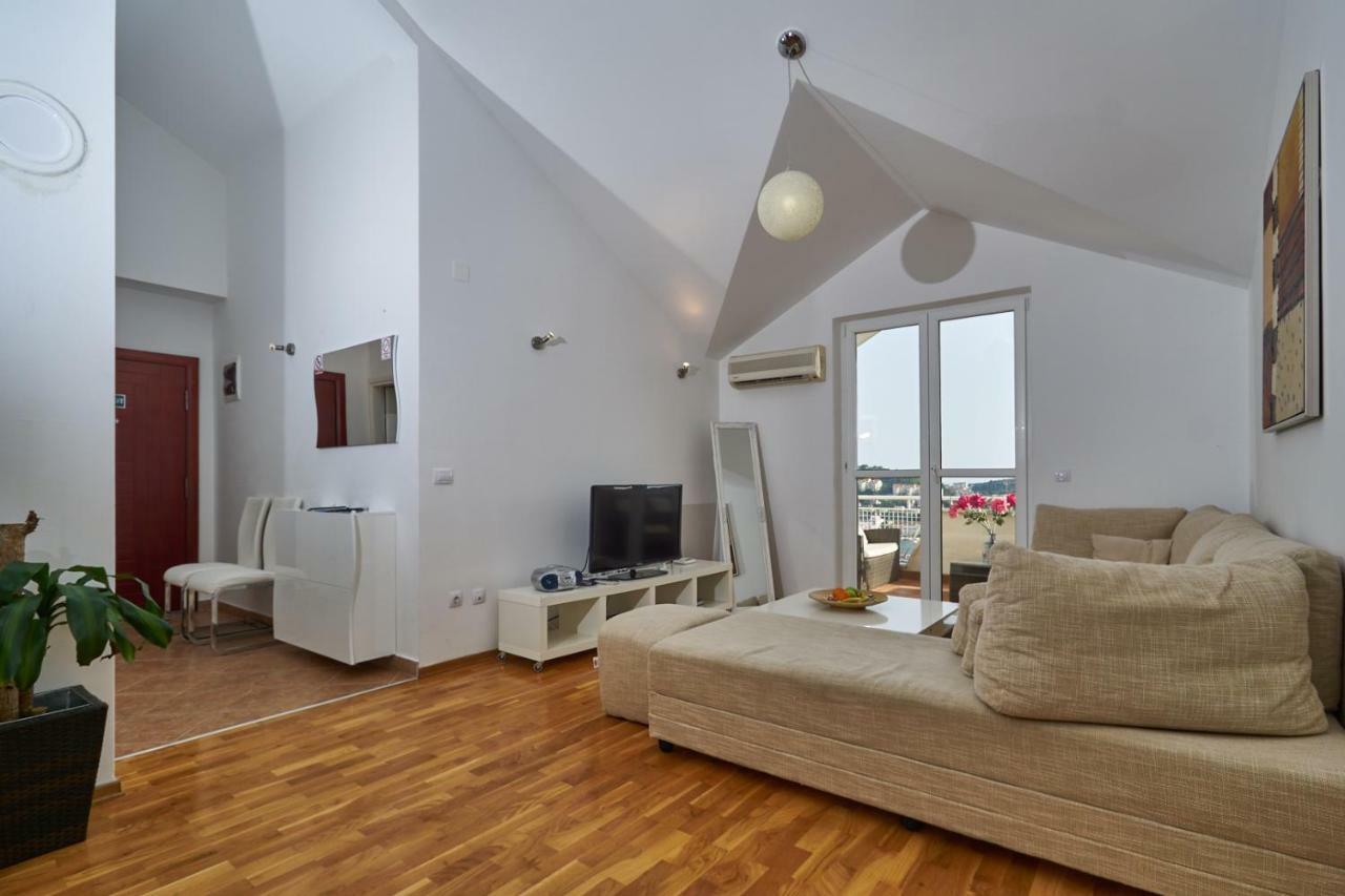 Apartment Adriatic Sea View *